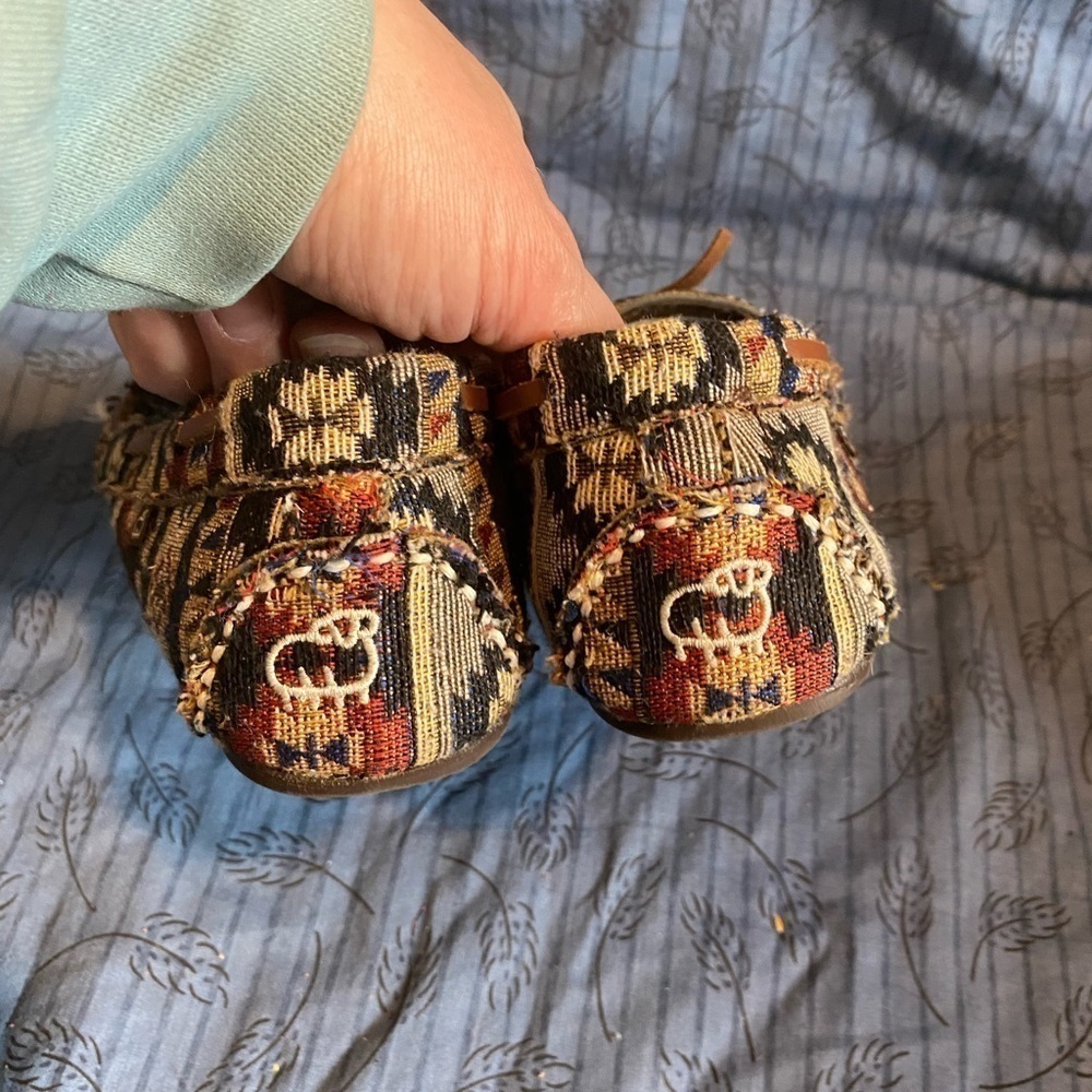 Lamo southwest print moccasins style rubber soled slippers size 7 - Picture 5 of 5